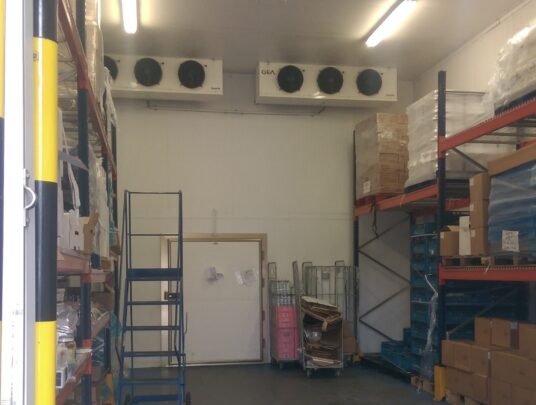 Finished cold room external at raynor foods