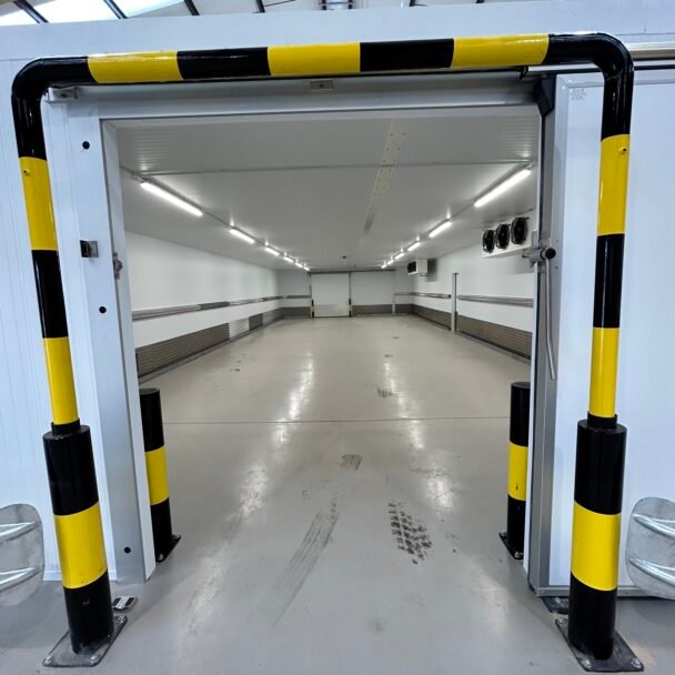 Open industrial coldroom